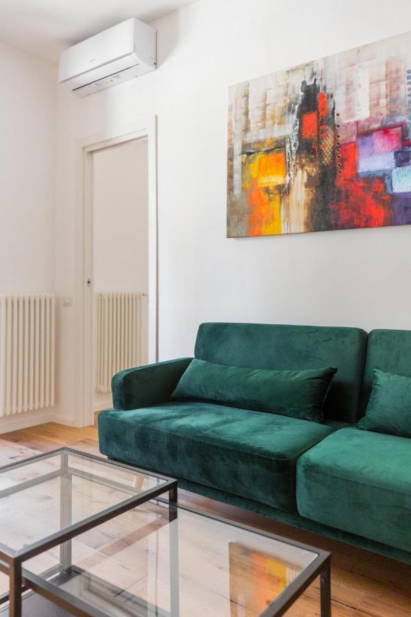 La Dolce Vita - Luxury Stylish Flat In Trastevere 60Sqm Рим Экстерьер фото