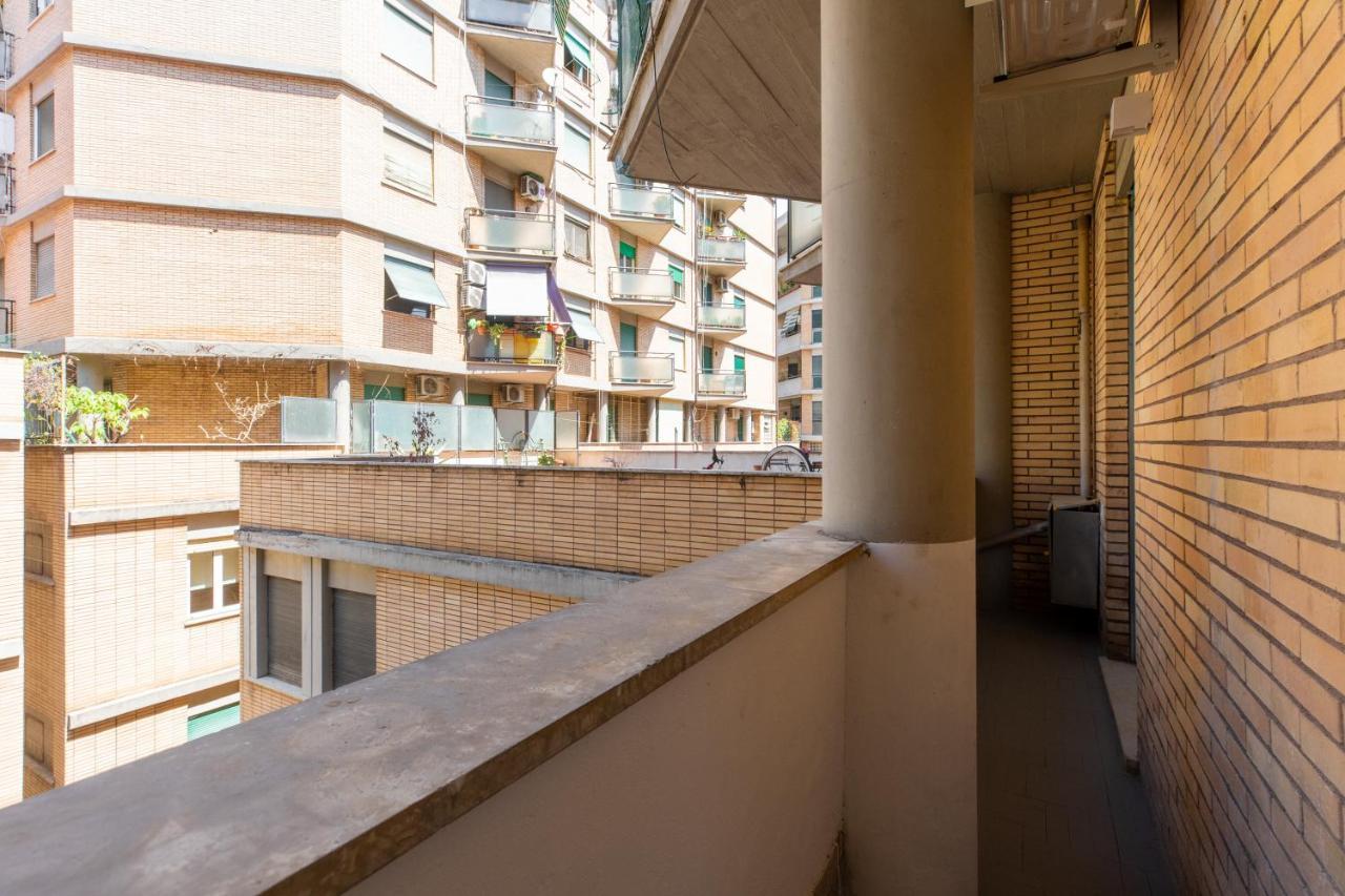 La Dolce Vita - Luxury Stylish Flat In Trastevere 60Sqm Рим Экстерьер фото